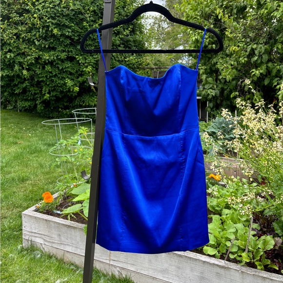 Strapless blue Meshki mini dress - Picture 1 of 3